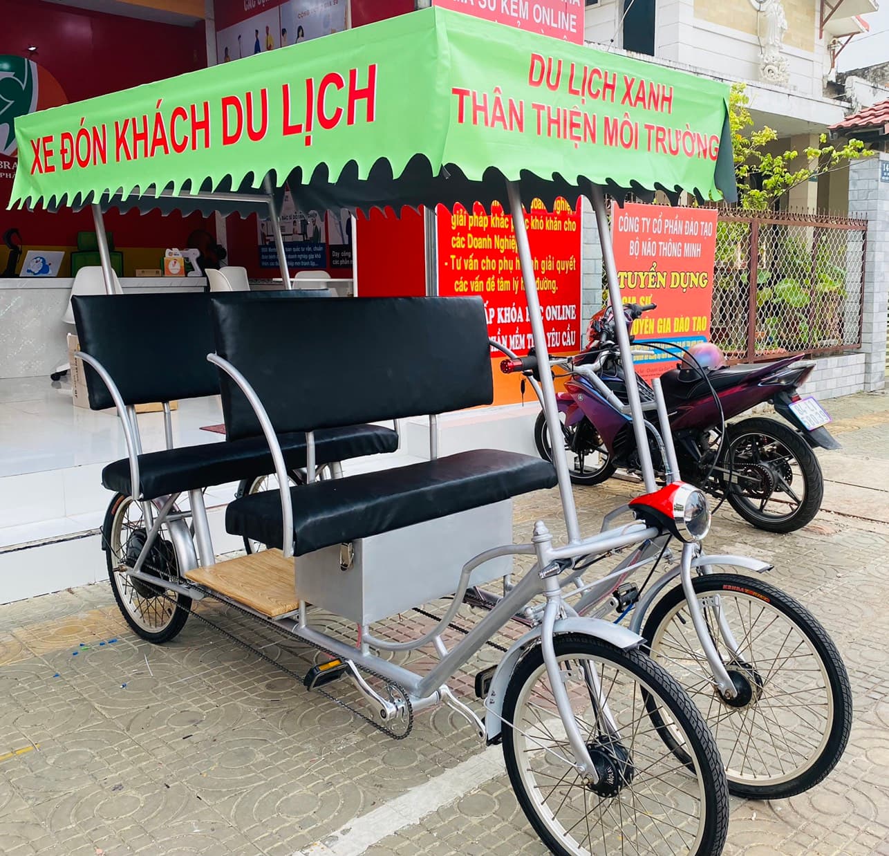 XE ĐẠP ĐIỆN ĐƯA ĐÓN KHÁCH DU LỊCH