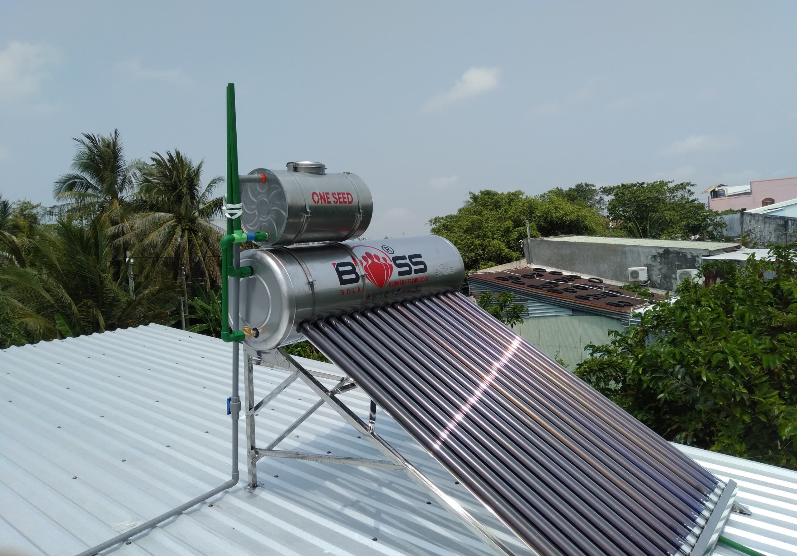 MÁY NƯỚC NÓNG NĂNG LƯỢNG MẶT TRỜI 180L