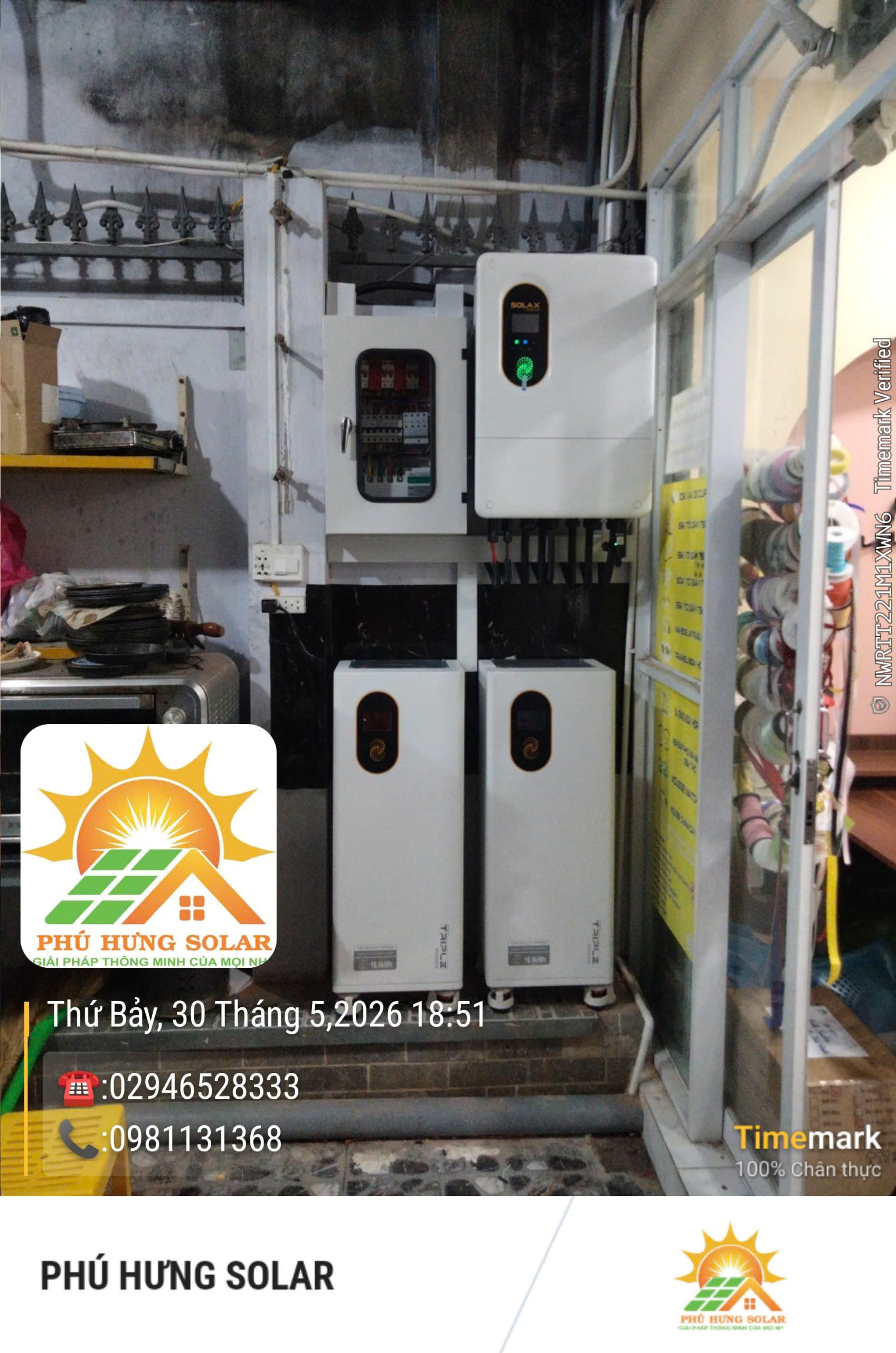 Hệ thống năng lượng mặt trời lưu trữ